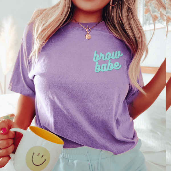 Brow Babe T-Shirt - Lavender